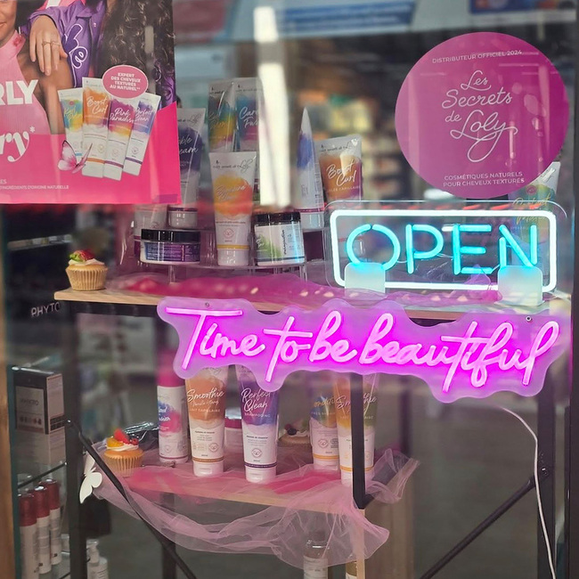 Albion Beauty Shop